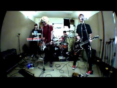 GEEKS 雑音オーケストラ (Zatsuon Orchestra) Music clip