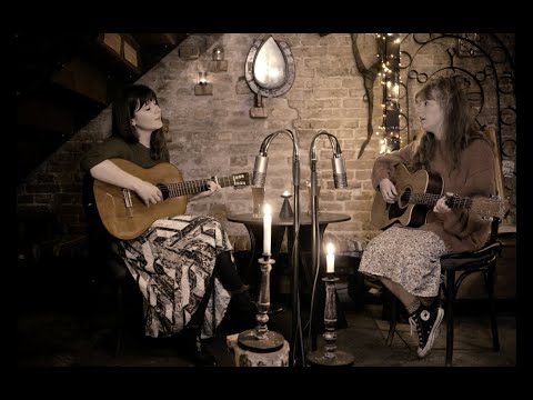 Wayfaring Stranger - Lotta St Joan & Jessie Monk