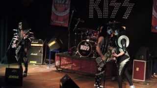 Kiss Alive Tribute Argentina - Tossin&#39; And Turnin&#39;