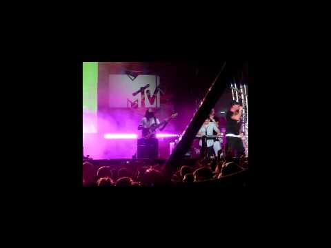 Goin Through "Δεν καταλαβαίνω" LIVE