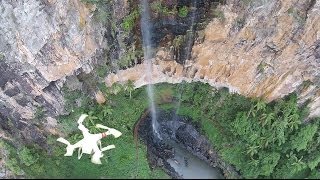 preview picture of video 'Dji Phantom 2 Vision : Fly Over Purling Brook Falls Springbrook National Park Australia'