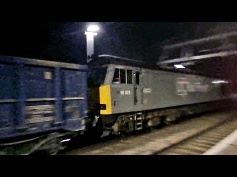 DCR 60029 passing through Reading West 6Z31
