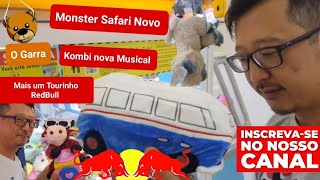 Três eletrônicos Uma Kombi fácil, um Monster Safari e um Tourinho Red Bull Veja