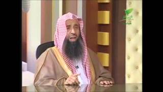 17-58/ ماحكم وضع الكفين على الصدر بعد القيام من السجود ؟ وكذلك تحريك الاصبع فى التشهد ؟ image