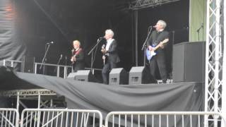 Mike Pender&#39;s Searchers &quot;Needles and Pins&quot; Isle of Wight Garlic Festival 2016