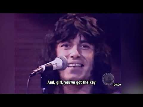 Hamilton, Joe Frank, Reynolds & Helen Reddy - Fallin' In Love | MONTAGE (with lyrics) 1976