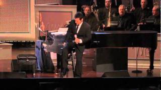 Michael Feinstein: FLY ME TO THE MOON - OFFICIAL CLIP