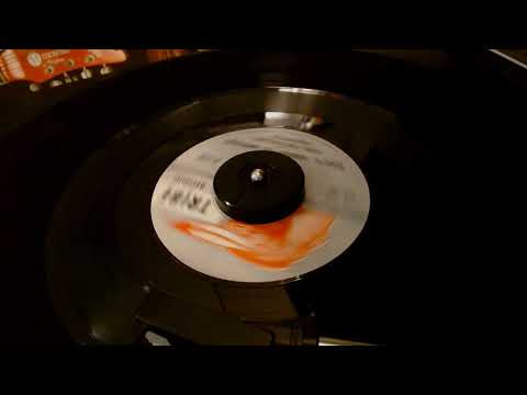 Sir Douglas Quintet / She's About A Mover