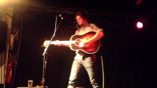 Running on a Wire- Del Barber- Live at the Troubadour in London (Sept 23, 2013)