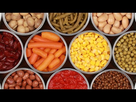 100 Des Moines families receive free holiday meals | weareiowa.com