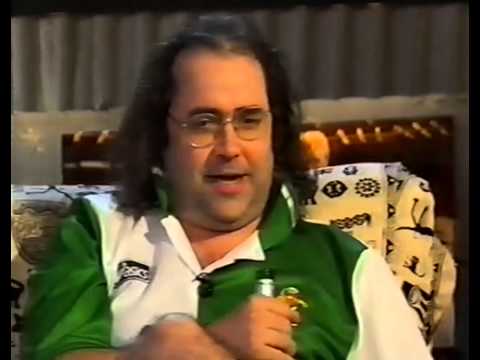 Fantasy Football League  S03E08 - Neil Morrissey and Danny Baker