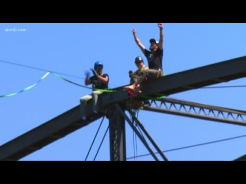 Bridge Crossing — World Record