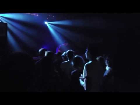 Frank Wiedemann opening his live with Rej