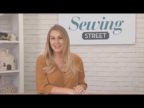 Sewing Street - 12/07/20 - Highland Cow quilt with Delphine and Vix