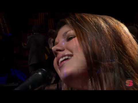 Jane Monheit and John Pizzarelli - "They Can't Take That Away from Me"