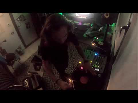 Teik Arô - Aliens Go Lockdown #1 (vinyl session)