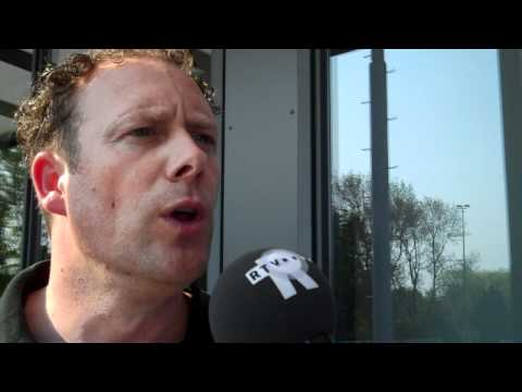 Trainer Job Gouman na de overwinning op Rijsoord