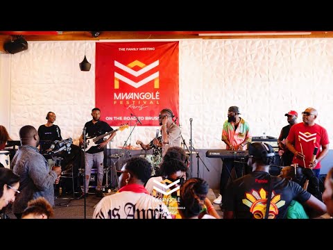 Obed Brown Kakinhento  (Mwangole festival Paris)