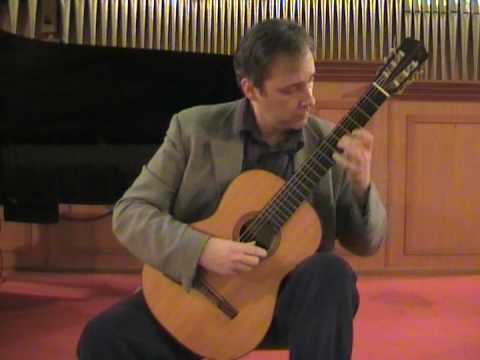 Bruno Giuffredi plays Pietro Gallinotti 1955 (Luigi Mozzani - Révérence)