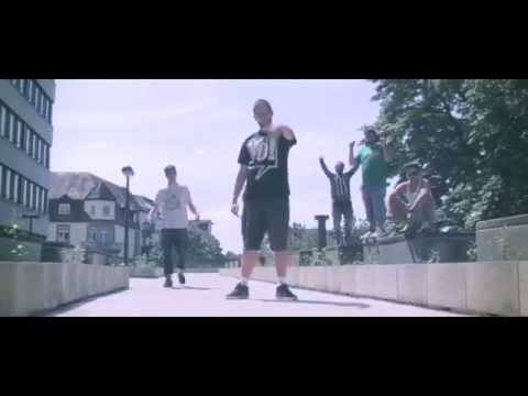 Signer ft. Schote, Serbo, Jaymz Dean, Erabi - Füchse in den Nikesocken