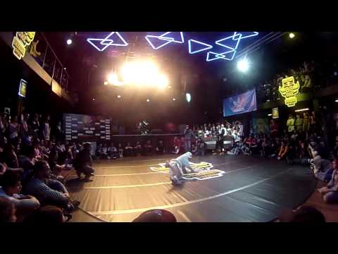 Red bull bc one Ukraine cypher Voe1 vs Uzee rock