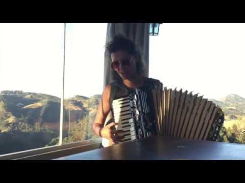 Presença (quase Amor) - Bruna Caram
