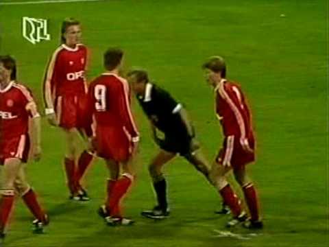 Bayern - Crvena Zvezda. EC-1990/91 (1-2)