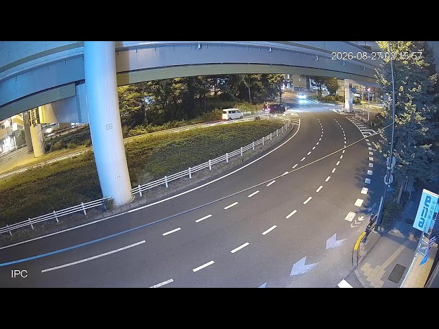 仲宿交差点（国道17号（中山道）・山手通り・仲宿交差点付近、板橋区役所前駅（都営地下鉄三田線）近く）