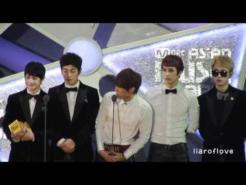 111129 - MAMA in Singapore - Beast - Best Dance Male Group