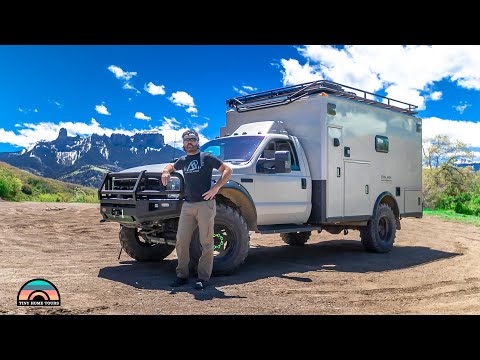 4x4 DIY Ambulance Camper for Off-Road Living