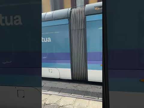Transito di un Sirietto sulla Linea 14 #atm #tram