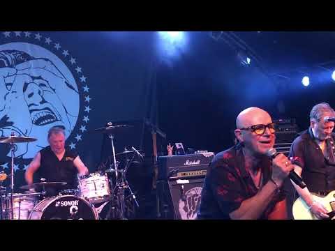 Extrabreit: Der Präsident ist tot (21.5.2022, Hamburg, Markthalle)