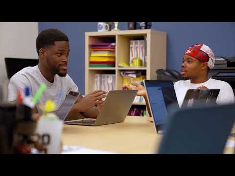 The College Tour   EP 07 -  Campus Life