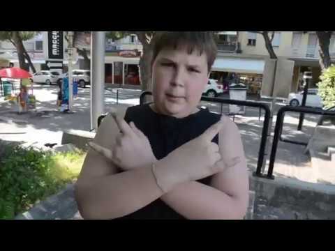 REACTION ANDREA SANTIN "BARBECUE IN SPIAGGIA"