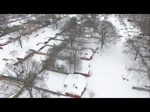 MEMPHIS, TN---SNOW DAY FEB 17, 2021 (DRONE VIEW)