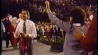Benny Hinn - healing miracles 12/13