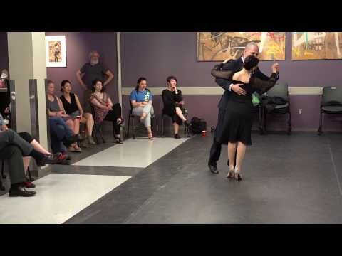 Guillermina Quiroga & Mariano Logiudice dancing tango vals "La serenata de ayer"" (D'Arienzo)