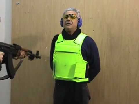 La faccia di lasca senza maschera La faccia di mela fa i bagagli per che