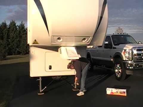 BAL Lock-Arm Stabilizer Bars on Canyon Trail 5th Wheel
