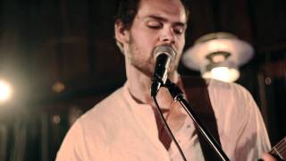 Summer Sun - Benny Walker [OFFICIAL MUSIC VIDEO]