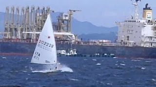 preview picture of video 'velejada de laser - vento de 25 a 30 knots -'
