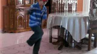 Oscarito Dancing