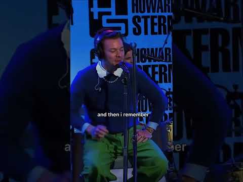 Is Harry styles's drummer (sarah jones) in love with harry?🤭🤫 #youtube #harrystyles #onedirection