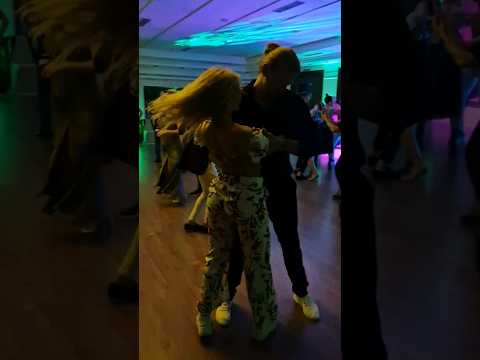 Janis & Milica - Bachata social dance (Ella - DJ Manuel Citro ft Marco Puma) #bachata #socialdance