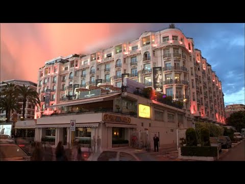 Un an au Martinez : dans les coulisses d'un palace mythique