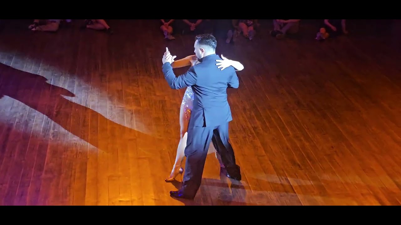Video thumbnail for Jonathan Saavedra y Clarisa Aragon. Lisbon Tango Festival 25, on 29/05/25. Carlos di Sarli. - 1/3