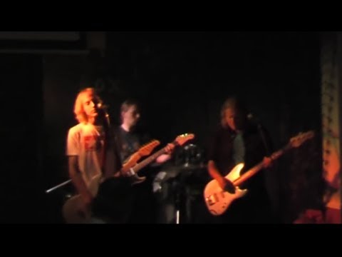 100% Cotton - Jamie (Weezer cover) - Live in Chelmsford, 24/06/11