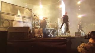 Thousand Foot Krutch- Running With Giants (Live)