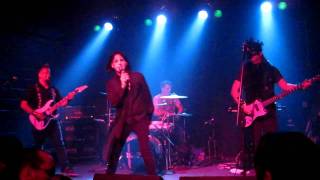 Vertigo Venus - Dancing With Myself (Billy Idol cover)