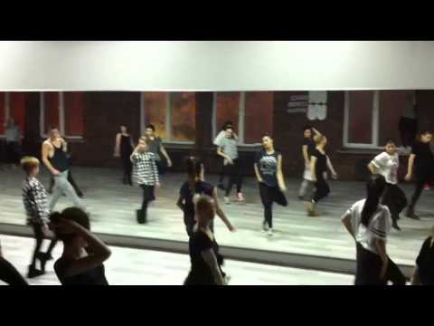 Neon Jungle -- Braveheart